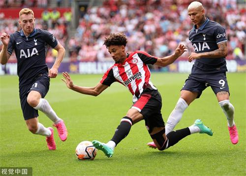 英超 热刺2-2战平布伦特福德
