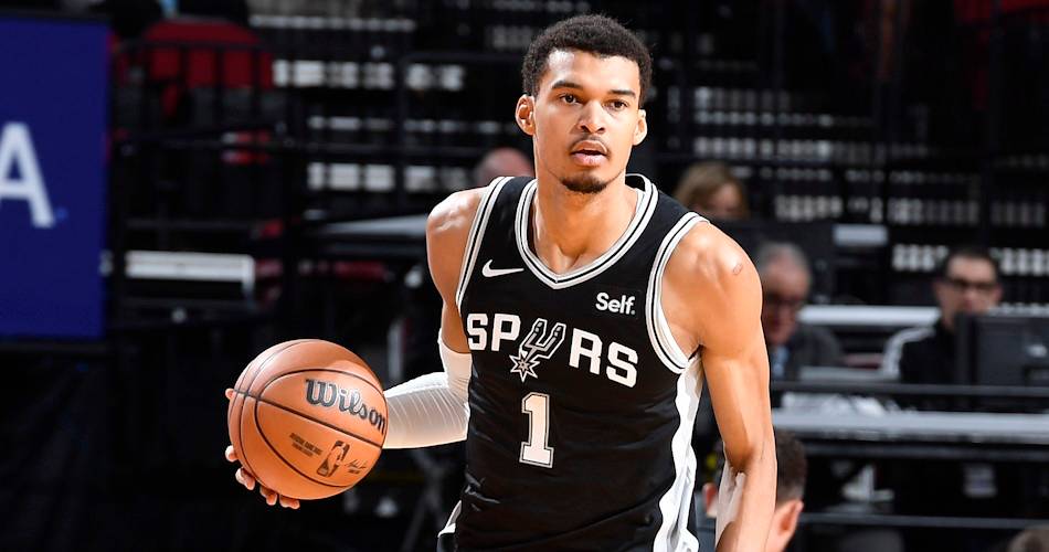 今年加入NBA的新秀文班亚马