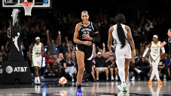 WNBA：阿贾·威尔逊在拉斯维加斯王牌队获胜后获得两双，创下球队纪录